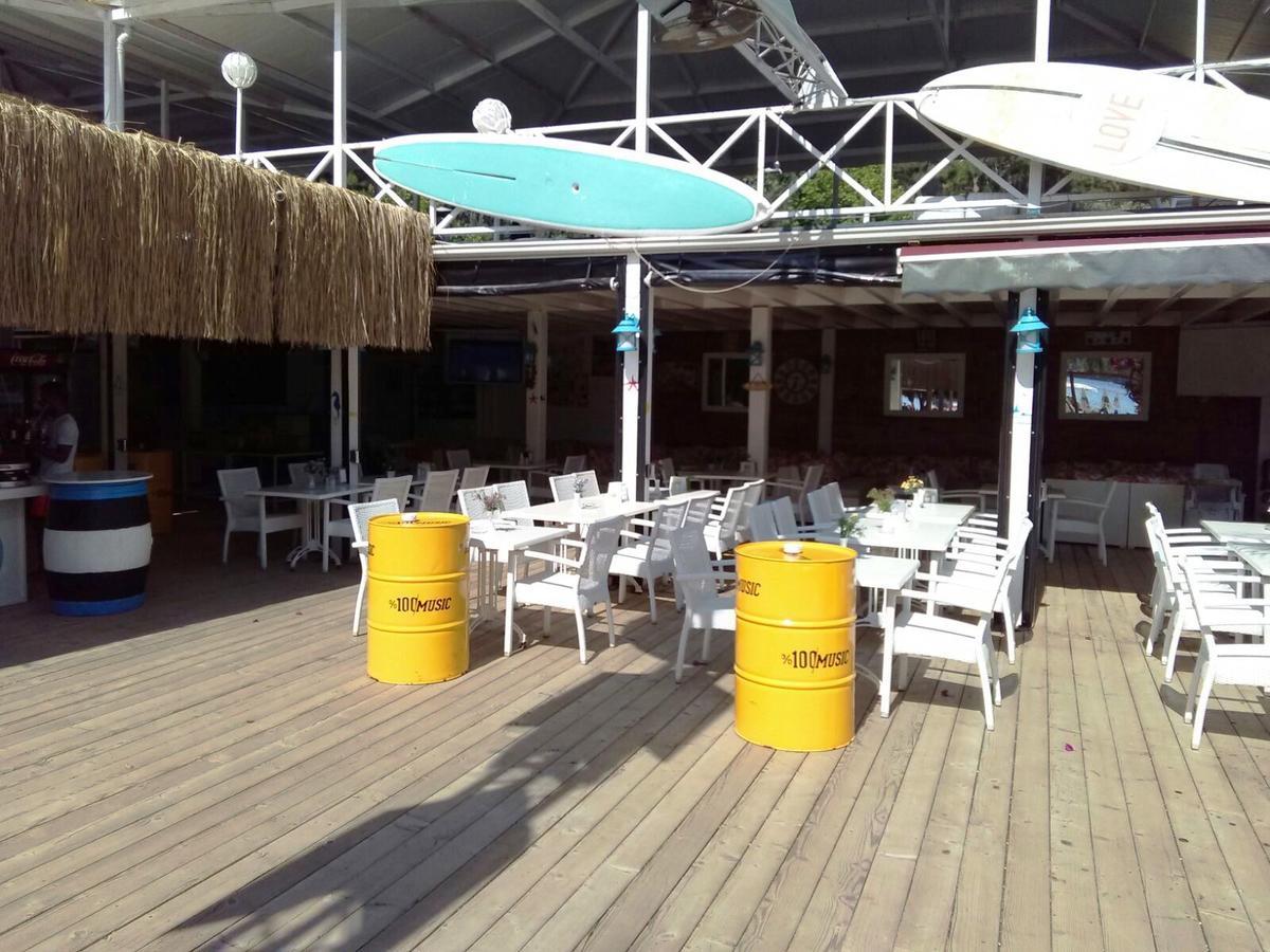 Golden Sand Beach Club & Caravan Holidays Ölüdeniz Esterno foto